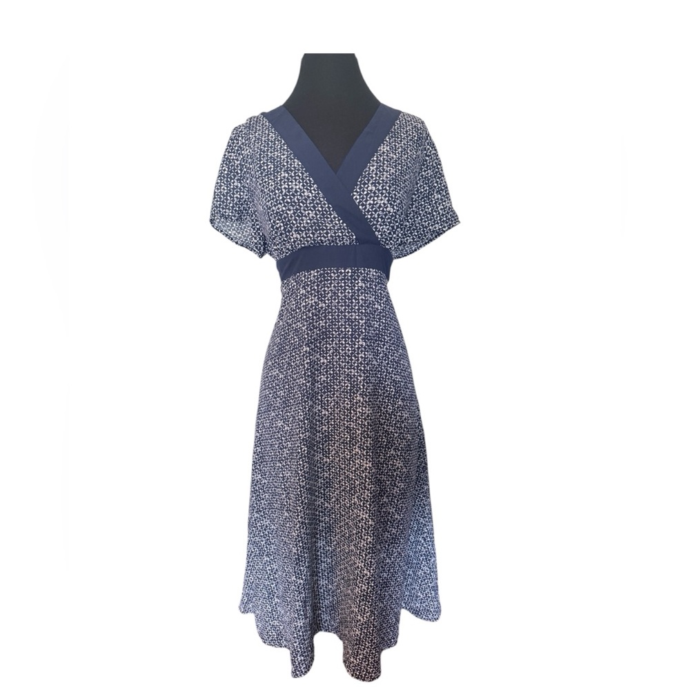 Croft & Borrow size 12 midi dress